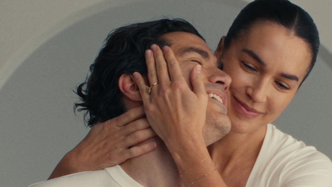 nevroznanost se povezuje z nego kože: kako dotik podpira dobro počutje in povezavo med kožo in umom